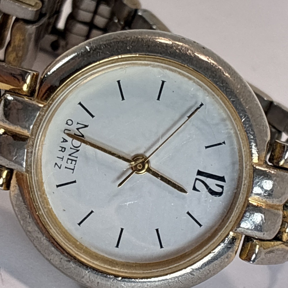 Vintage Monet Women Watch Silver & Gold Tone Quartz Working New Battery - Picture 5 of 16